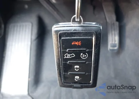 2022 Jeep Grand Cherokee L Altitude 4X2 из США, поврежденный, VIN 1C4RJJAG6N8581647